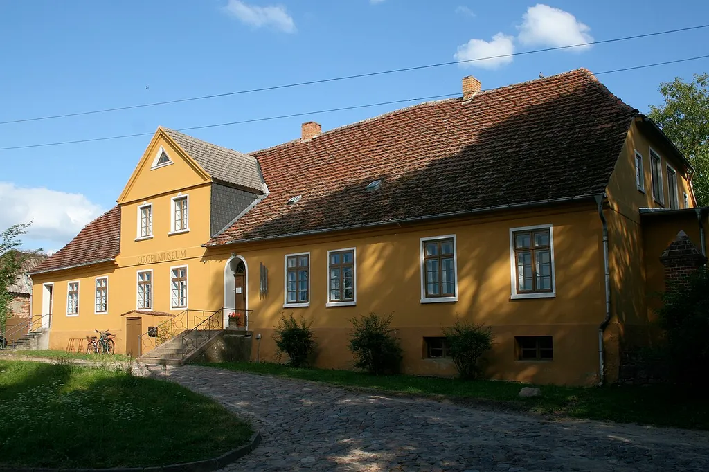 ehemaliges Pfarrhaus in Malchow (Mecklenburg-Vorpommern), heute Orgelmuseum
