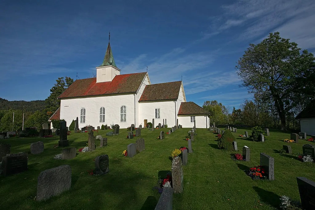 Picture of Hof kirke (Vestfold - Norway)