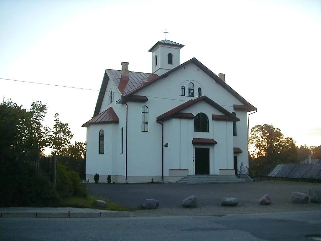 Alūksnes katoļu baznīca 2003-09-06