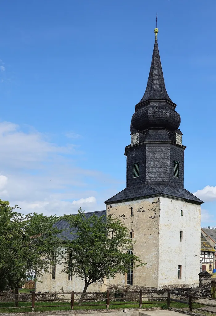 Evangelisch-lutherische Dorfkirche Laskau, Gemeinde Peuschen, Saale-Orla-Kreis, Thüringen, Deutschland