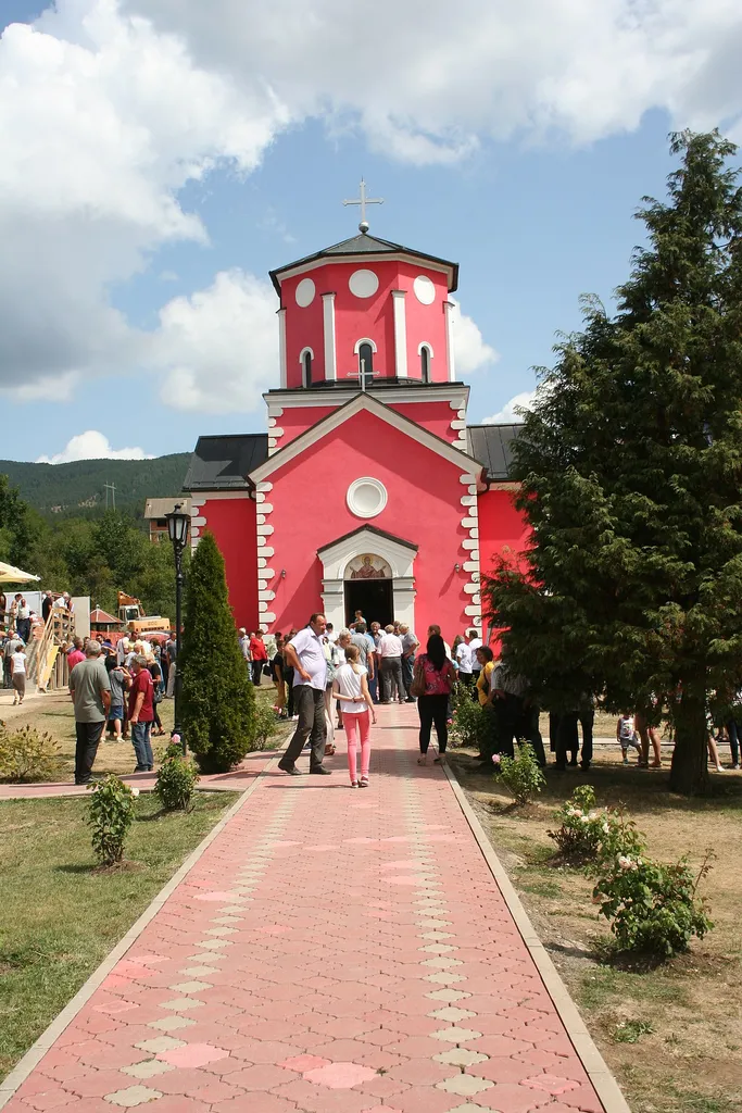 Crkva Uspenja Presvete Bogorodice u Ražani