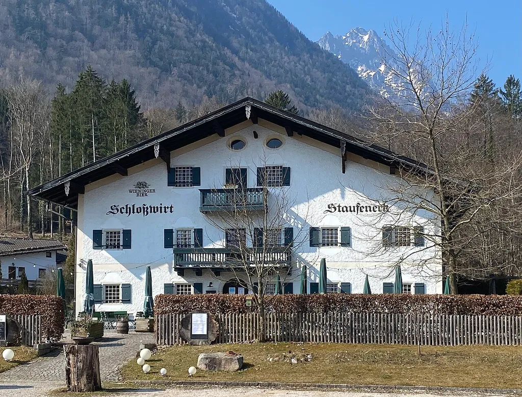 Maierhof Piding-Mauthausen, Schlossstr.4