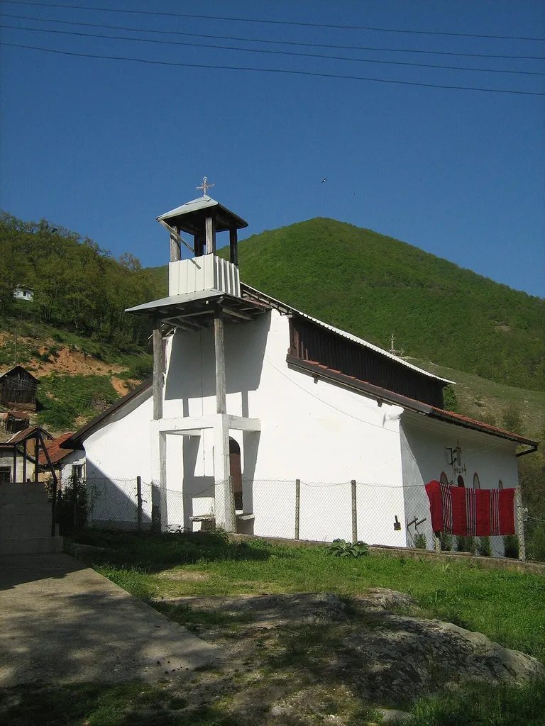 Црква Св. Богородица, поглед од страната на камбанаријата, во село Ореше, Република Македонија