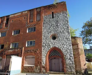 Holy Cross Church