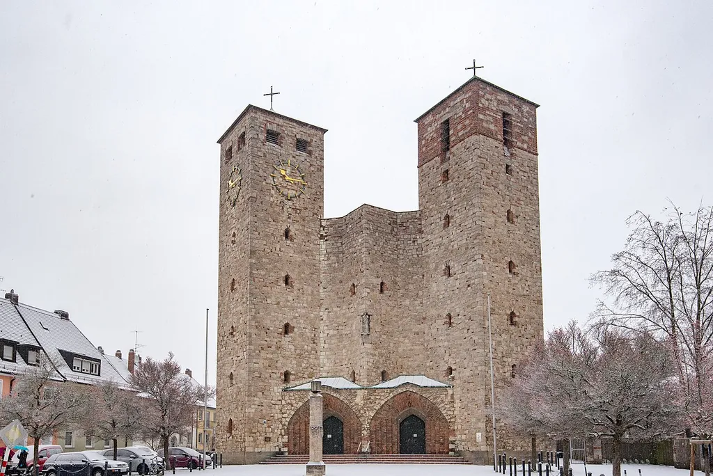 Bamberg, Eugen-Pacelli-Platz 1, Kath. Pfarrkirche St. Heinrich