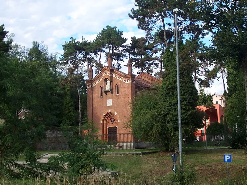 Canonica Lambro - Chiesetta del Cimitero