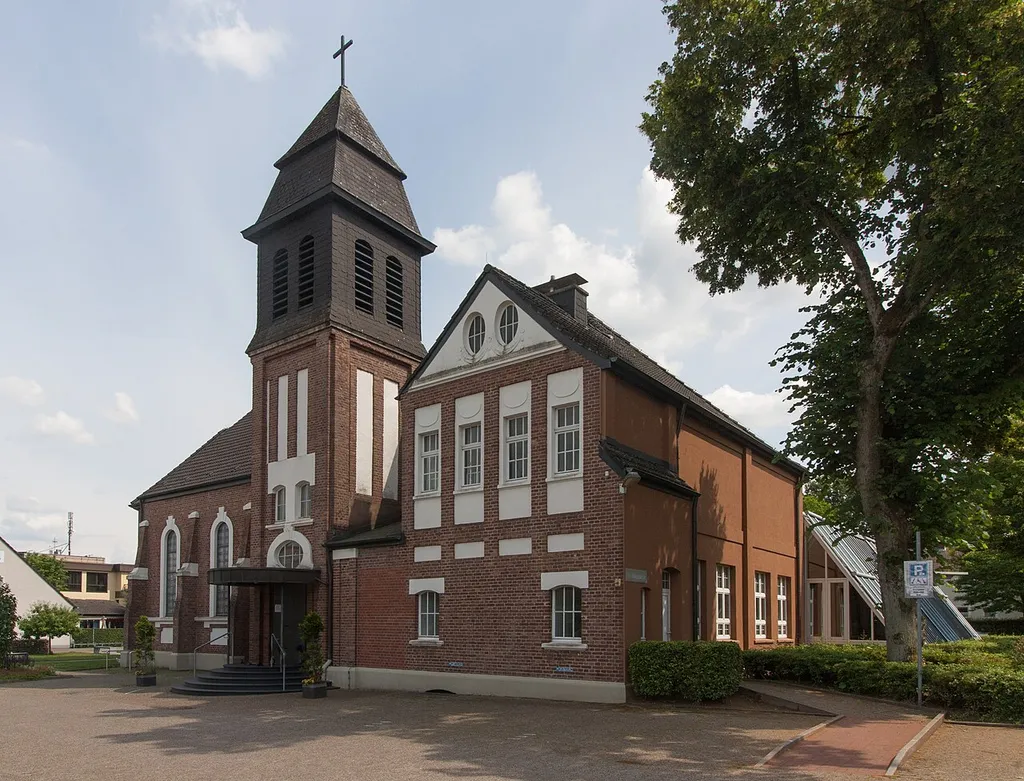 This file was uploaded with Commonist. ev. Johanneskirche Groß-Erkenschwick