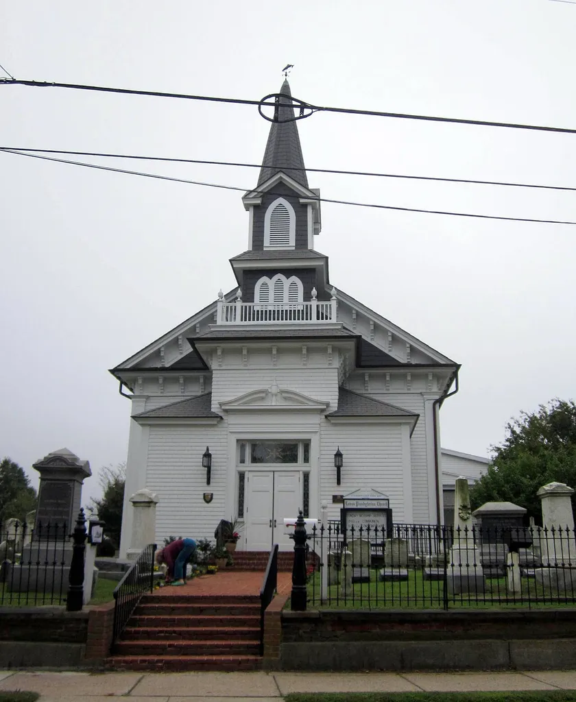 Lewes Presbyterian Church This is an image of a place or building that is listed on the National Register of Historic Places in the United States of America. Its reference number is 77000394 (Wikidata).