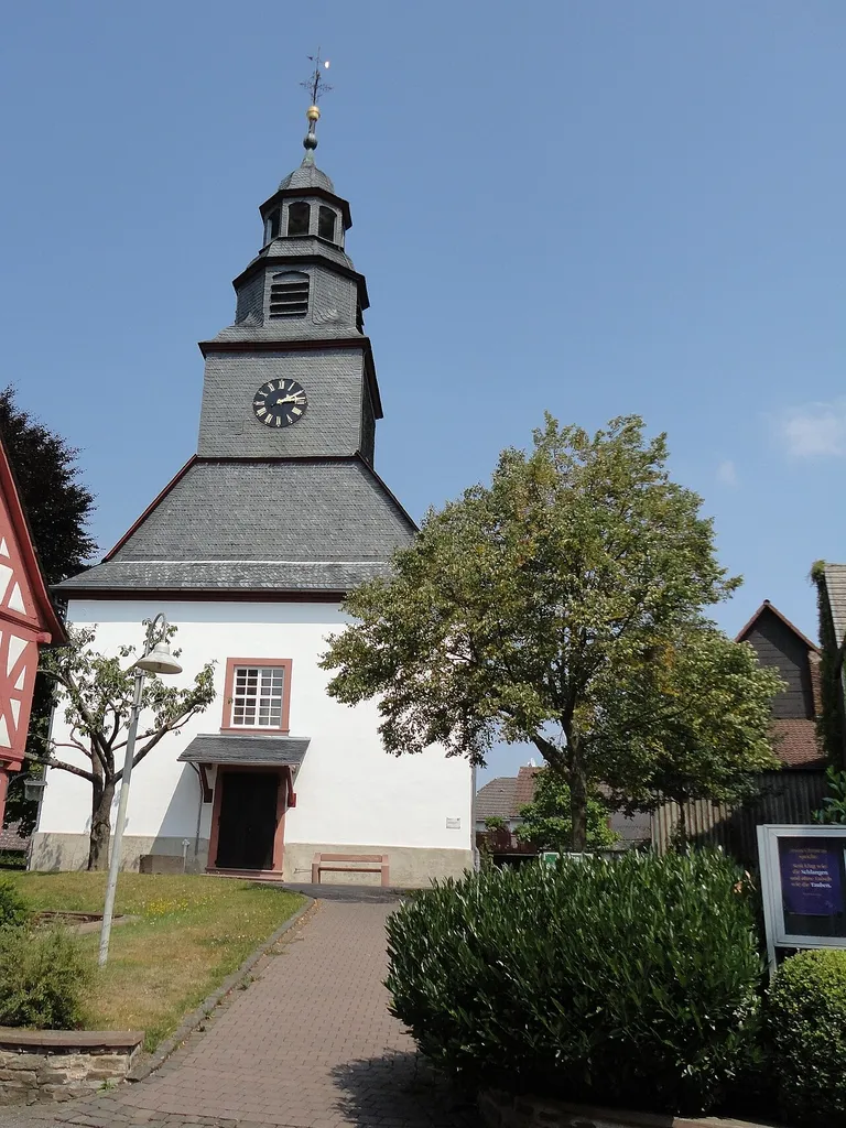 Evangelische Kirche in Merzhausen (Usingen), Langgasse 5
