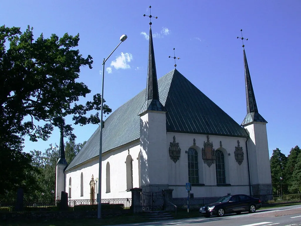 Björklinge church, Uppsala, Sweden. Photo by Riggwelter, July 16, 2006.