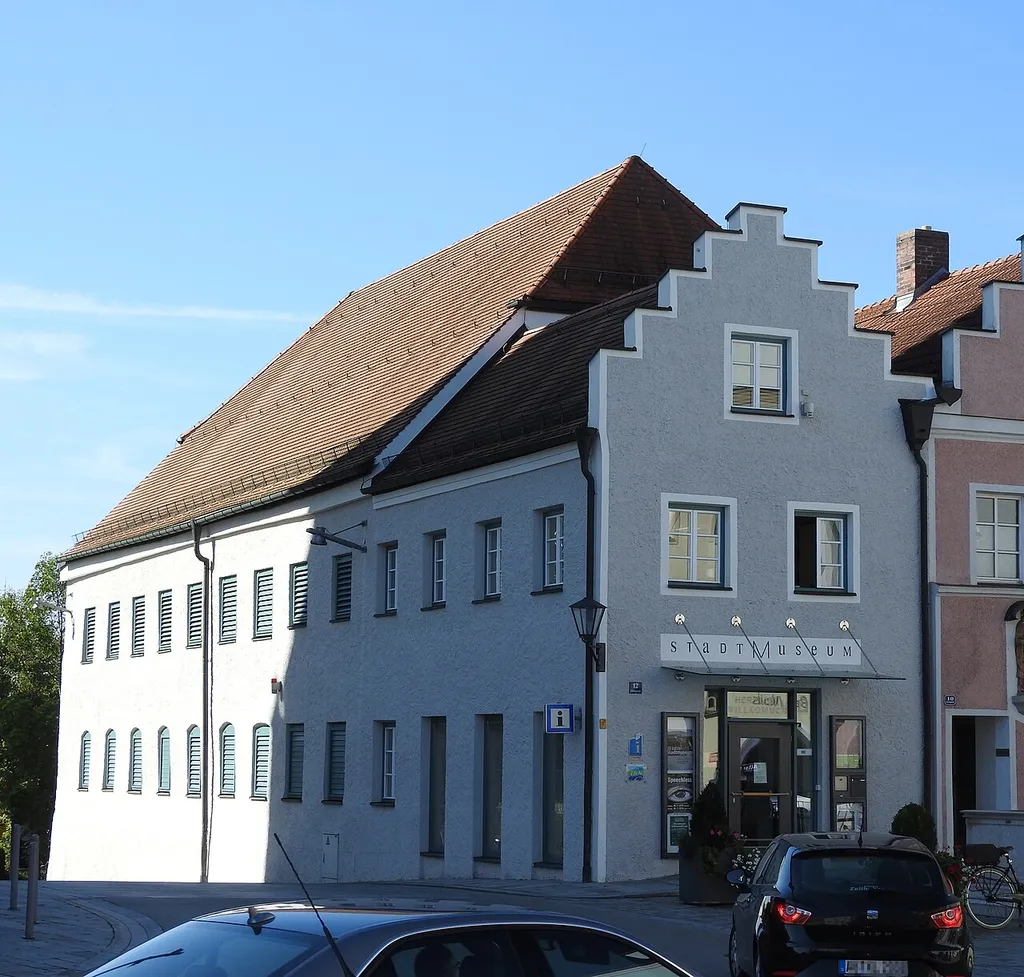 Ludwigstraße 12 Neuötting