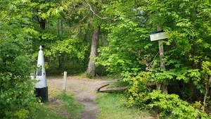 Belgium-Netherlands boundary stone no. 14