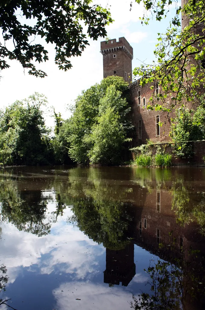 Lechenich, Landesburg