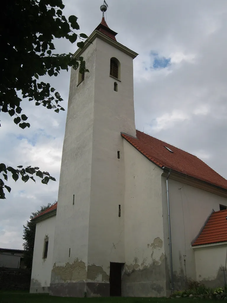Bolesławice - kościół fililny p.w. św Jadwigi (zabytek nr rejestr. A/1916/781/Wł z dn. 25.05.1981)