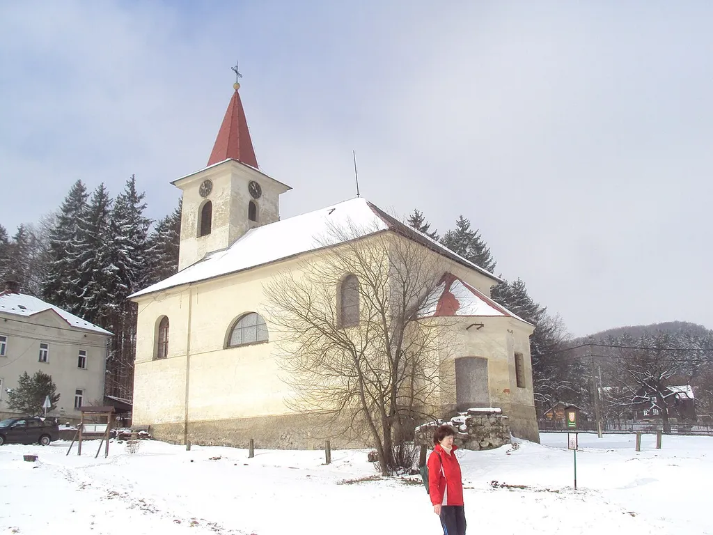 Kostelík v Slunečné