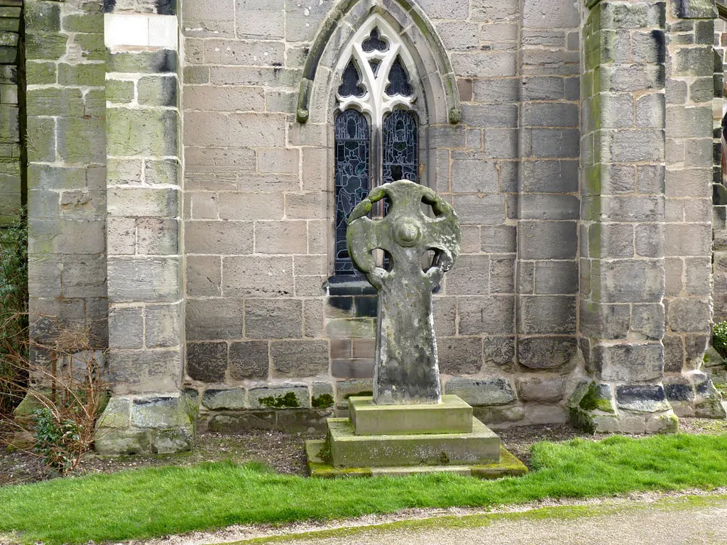Medieval cross, Rolleston