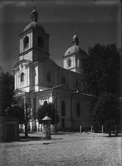 Пінск (Pinsk), вуліца Дамініканская (vulica Daminikanskaja). Касьцёл Сьвятога Дамініка