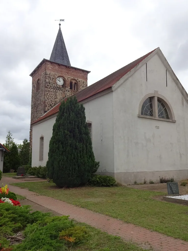 Querstedt ist eine Ortschaft und ein Ortsteil der Stadt Bismark (Altmark) im Landkreis Stendal in Sachsen-Anhalt