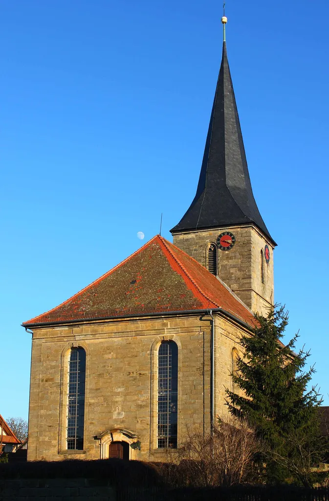 Die St. Bartholomäuskirche in Mistelgau ist eine Land-Barock-Kirche aus der Zeit der Markgräfin Wilhelmine