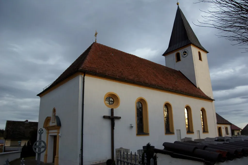 Die katholische Kirche St. Alban' in Döllwang bei Deining
