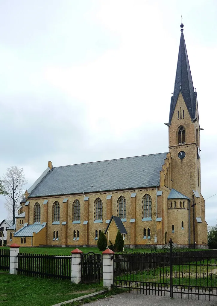 Rozogi - kościół pw. św. Marii Magdaleny (zabytek nr rejestr. A-3633)