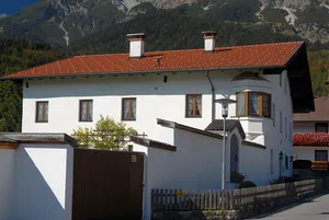 Widum mit Notburga-Bildstock