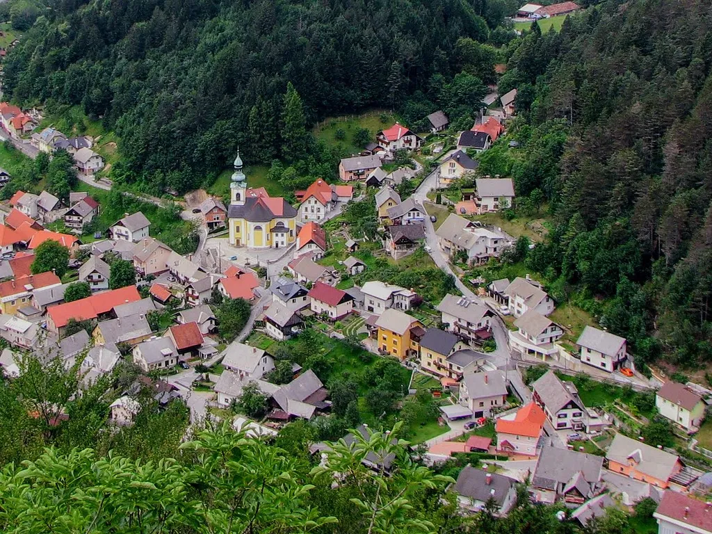 This media shows a cultural heritage object of Slovenia with EŠD: 1873