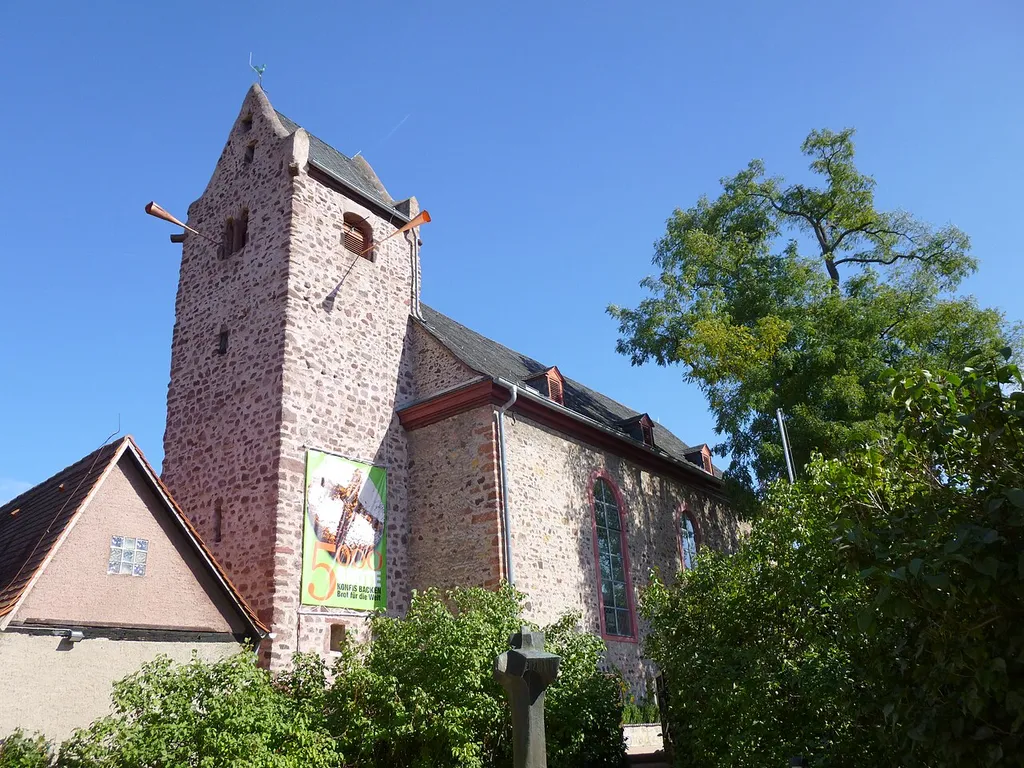 historia luterana vilaĝa kirko en Darmstadt-Wixhausen