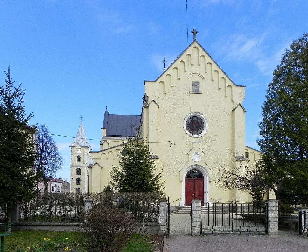 Kościół p.w. Narodzenia NMP w Oleszycach.