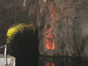 Pertosa Caves