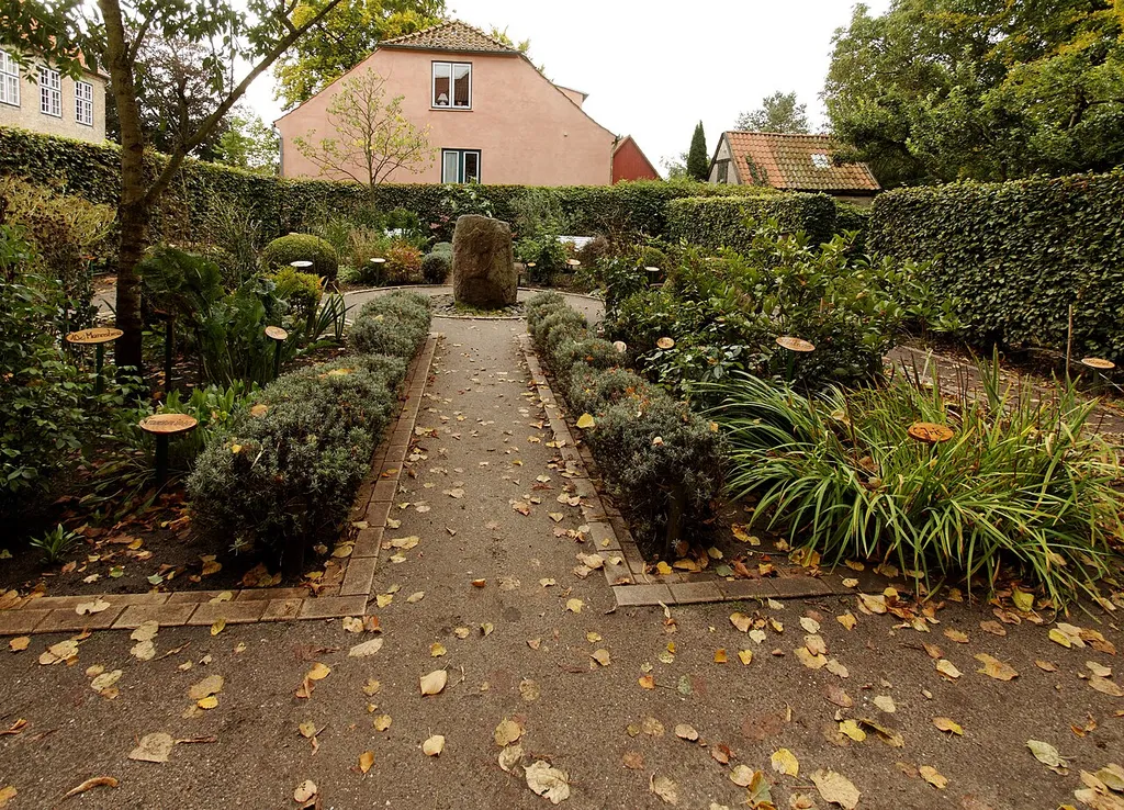 Schleswig, Johanniskloster; Probstengarten