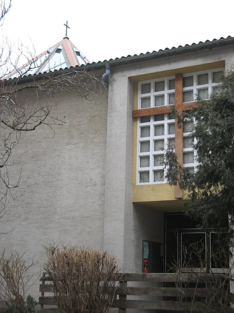 Evangelische Pfarrkirche Hetzendorf (1972) von Rudolf Angelides in Wien-Meidling