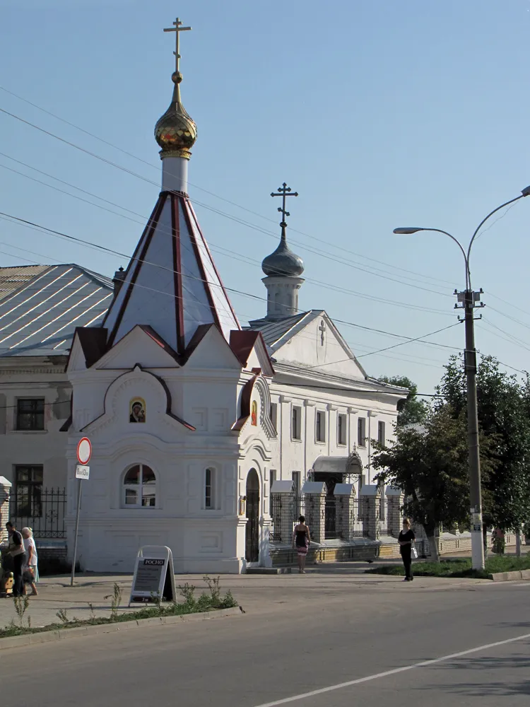 Свято-Екатерининский собор в Судогде (вид с главной улицы)