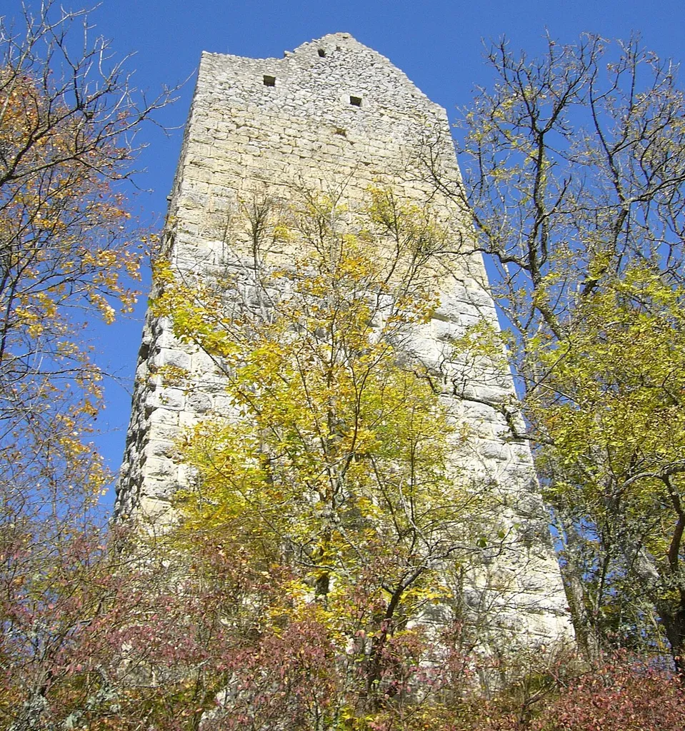 Das ist der Bergfried von außen. Fotografiert von Tobias Frech am 6. Oktober 2007 ca.14 Uhr.