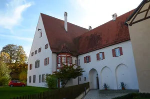 Ehemaliges Karmeliterkloster, jetzt Pfarrhof