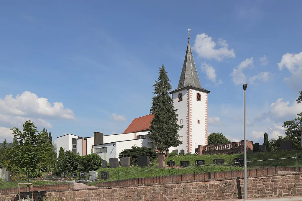 Bessenbach, Keilberg, church St. Georg (St. Jörgen) with surrounding cemetery