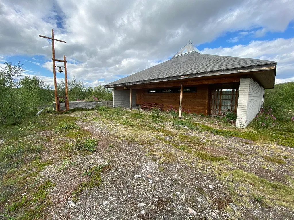 Láhpoluoppal Chapel
