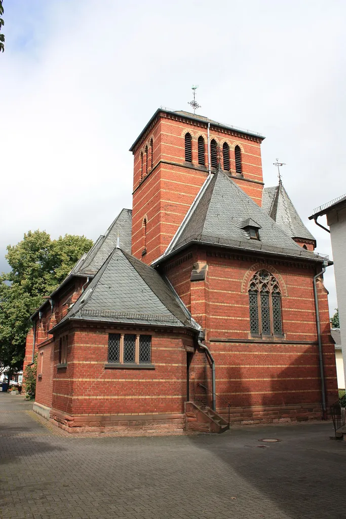 Katholische Kirche in Friedberg (erbaut 1881/82)