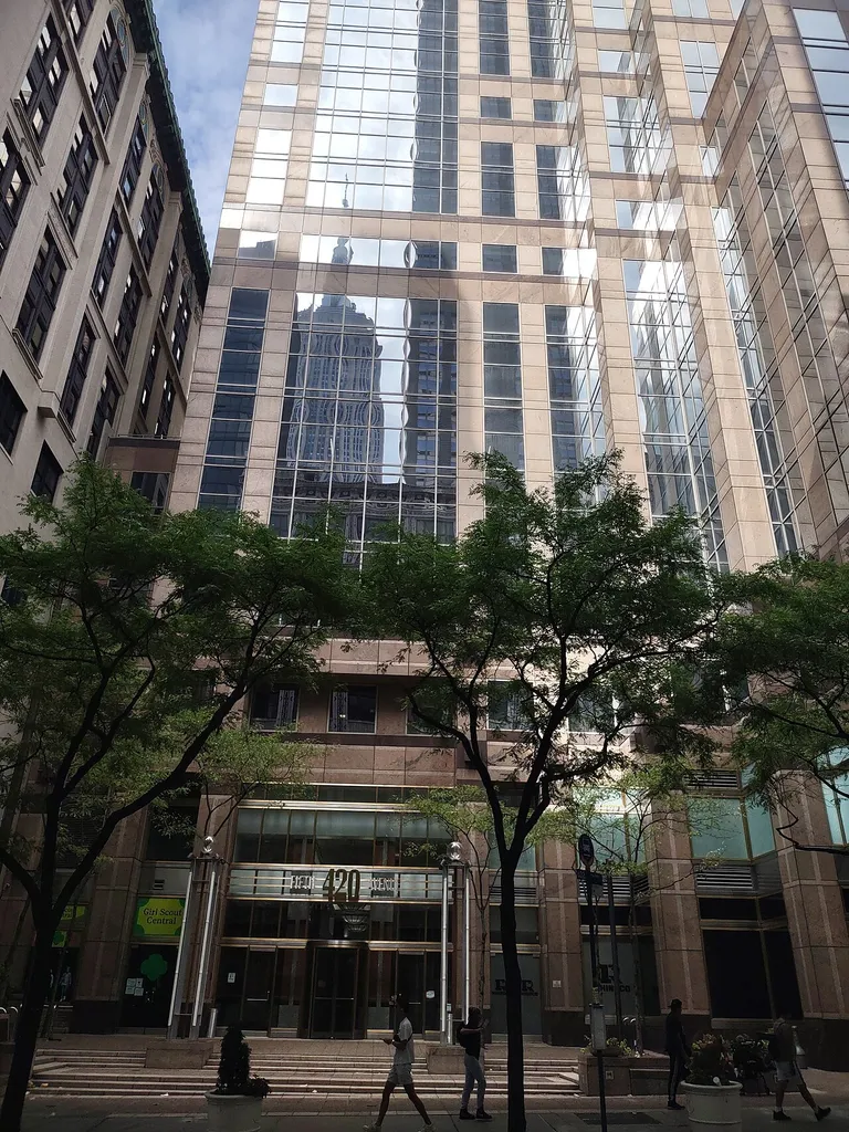 Looking north across West 37th Street at Girl Scout Museum and Archives (history museum and archives in Manhattan, New York, USA)