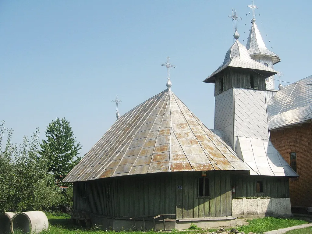 Biserica de lemn din Lămăşeni, judeţul Suceava