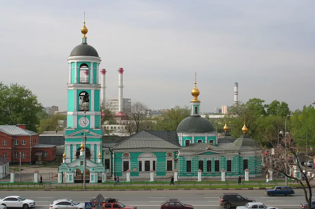 Kirche der Heiligen Dreifaltigkeit zu Karatscharowo in Moskau