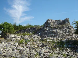 Virtsu Castle