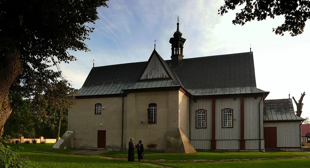 Chłaniów - kościół parafialny p.w. św. Mateusza