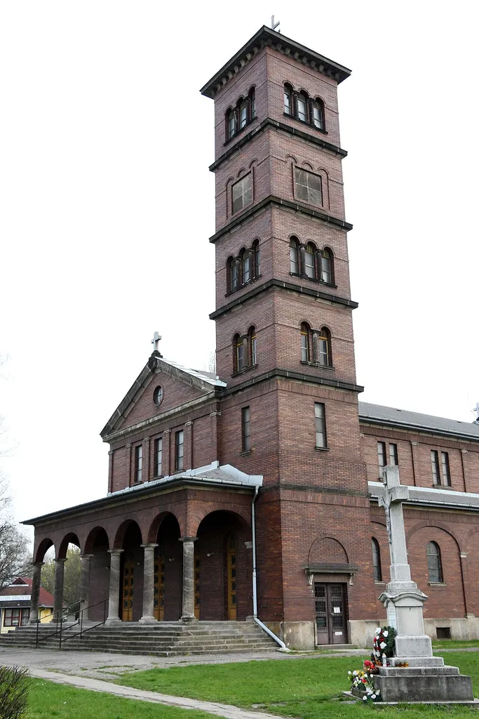 Roman Catholic church in Újváros, Szolnok, Hungary