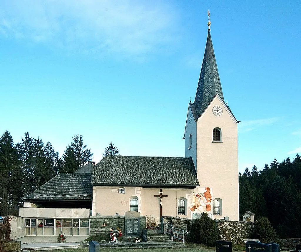 Parish church Holy Martin at “Sankt Martin am Ponfeld” in the 14th district “Wölfnitz” of the Carinthian capital Klagenfurt on the Lake Woerth, Carinthia, Austria