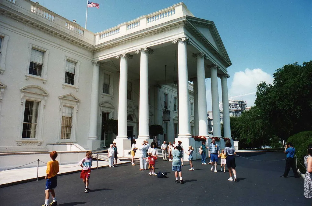 White House visit Tour, North Portico