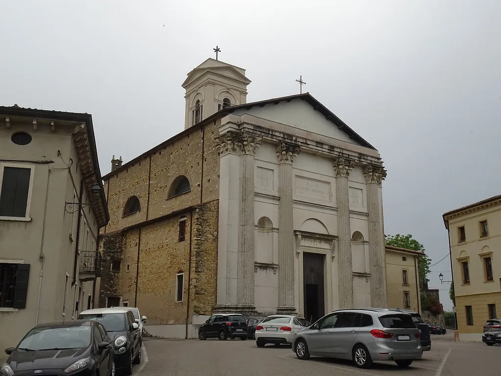 San Pietro in Cariano (Veneto, Italy), Saint Peter church