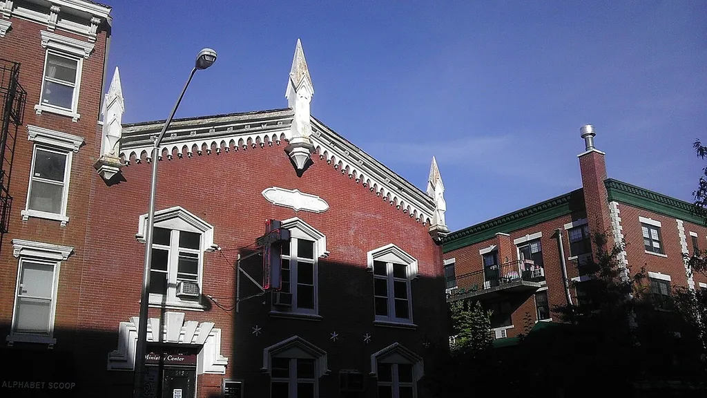 Looking northeast at Eleventh Street Methodist Episcopal Church. See also File:Father's Heart Ministry Center.jpg.