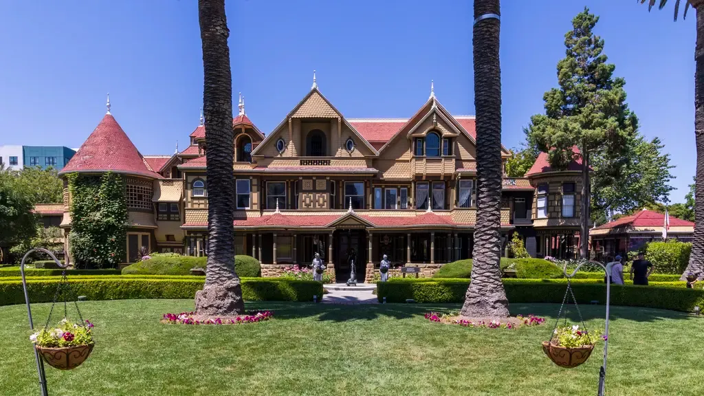 Winchester Mystery House