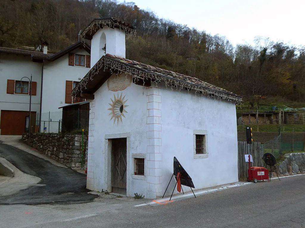 Dietrobeseno (Besenello, Trentino, Italy), Saint Andrew church